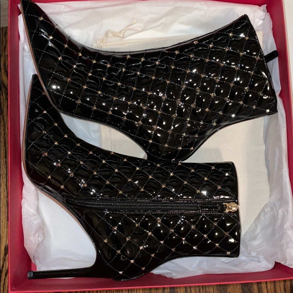 Never worn Valentino stud bootie